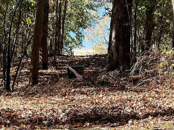 3rd image of 68 Bennett Cove Rd
