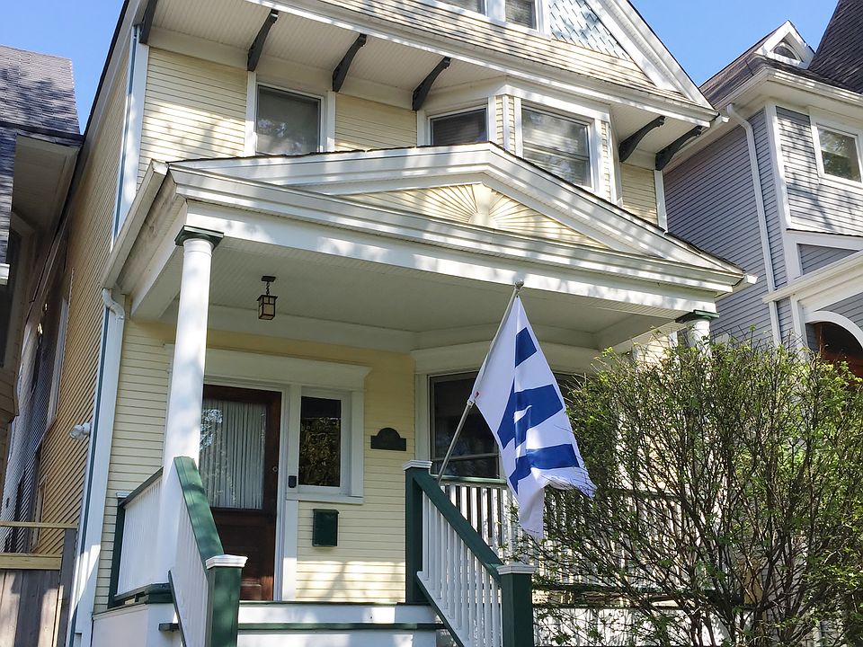 1st image of 4615 N Hermitage Ave #1
