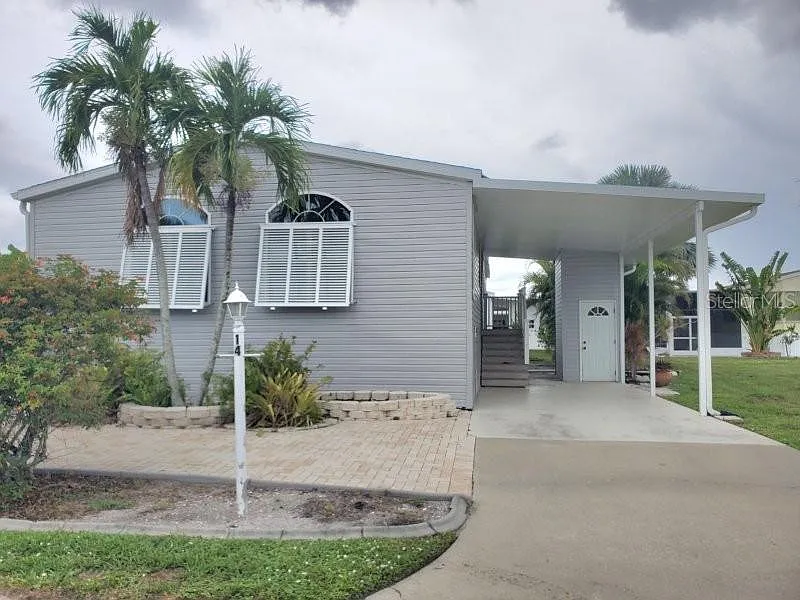 14 Freeman Ave