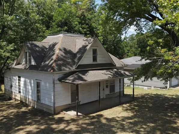 324 N Cleveland Ave, Shawnee, OK 74801