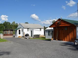 15 Lindsey Dr, Sandy Creek, NY 13145