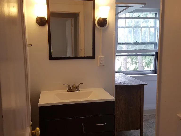 307 Wait Ave — Photo 8