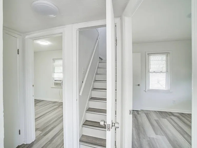 13117 Wilton Ave — Photo 27