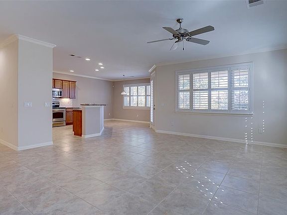 4th image of 9620 Sandlewood Dr
