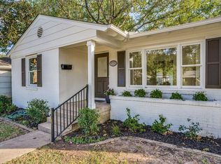 6202 Ravendale Ln, Dallas, TX 75214