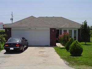 1st image of 104 Marberry Pl