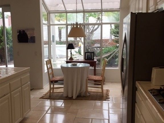 4th image of 4610 Da Vinci St