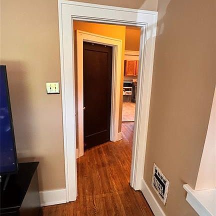 4th image of 5405 Grace Ave