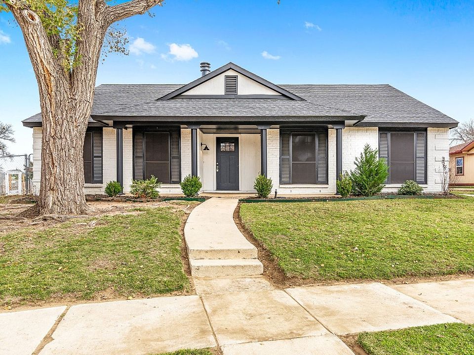 1st image of 4020 Abbey Ln