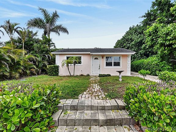 2nd image of 8331 SE Lundy St