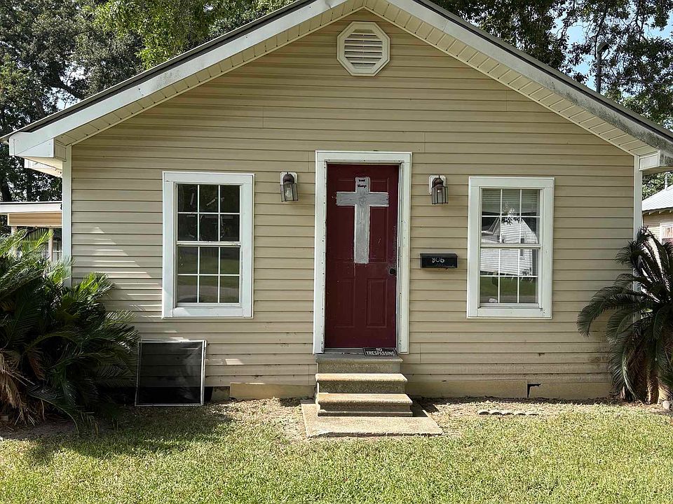 1st image of 806 5th St