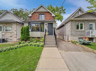 16 Cordella Ave, Toronto, ON M6N 2J6