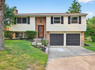 2800 Mapletree Ct, Cincinnati, OH 45236