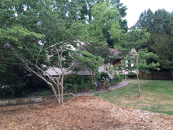 5th image of 704 Trickum Valley Dr
