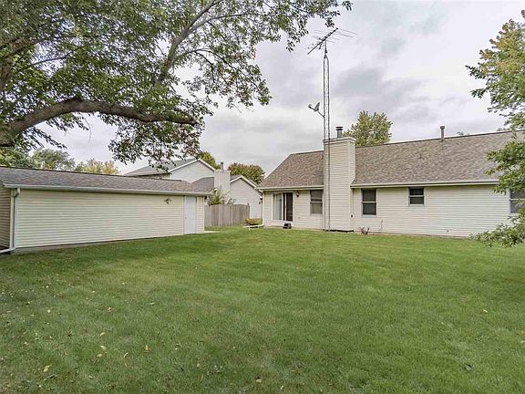 2nd image of 5045 Bridge Ct