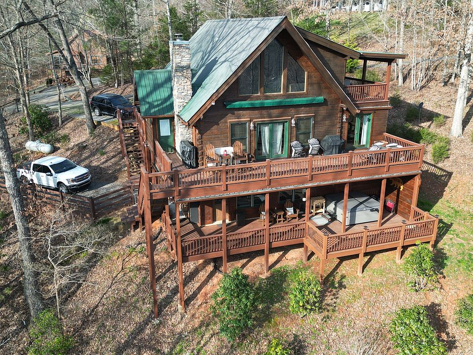 1st image of 6341 W Laurel Ln