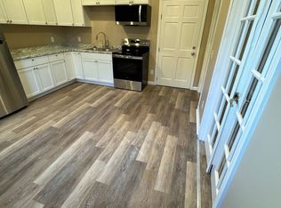 664 Columbus Ave, Rochester, NH 03867