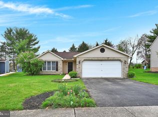 31 Andrew Ave, Ephrata, PA 17522