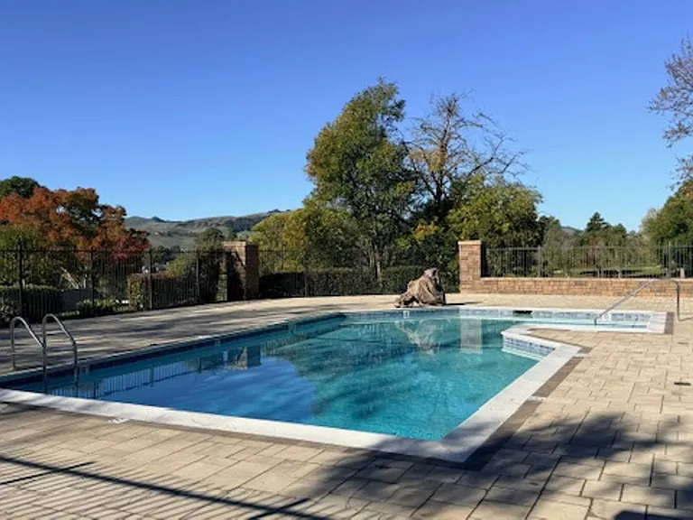506 Silver Lake Dr — Photo 35