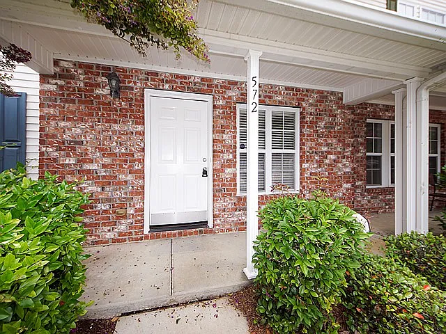 572 Truman Dr — Photo 24