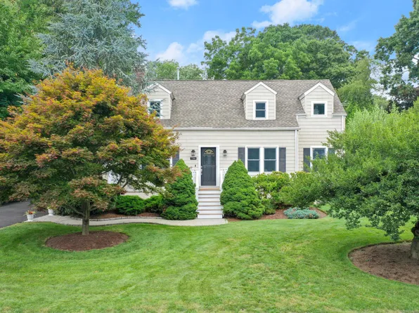 1786 Jennings Road, Fairfield, CT 06824