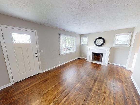 4th image of 1175 E 26th Ave