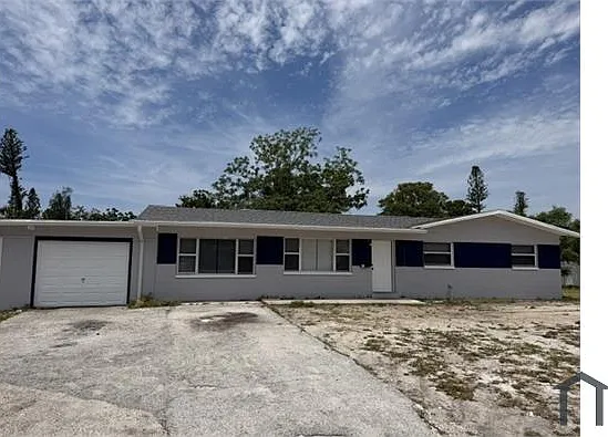 4301 Tuna Dr SE — Photo 1