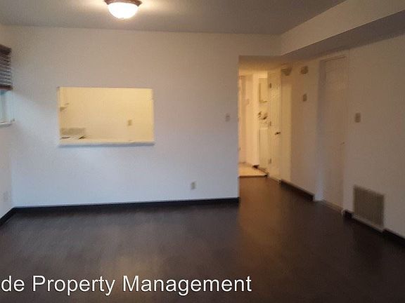 5th image of 445 Burnett Ave APT 103