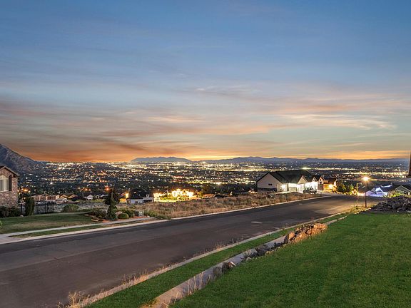 5th image of 851 E Mountain Rd