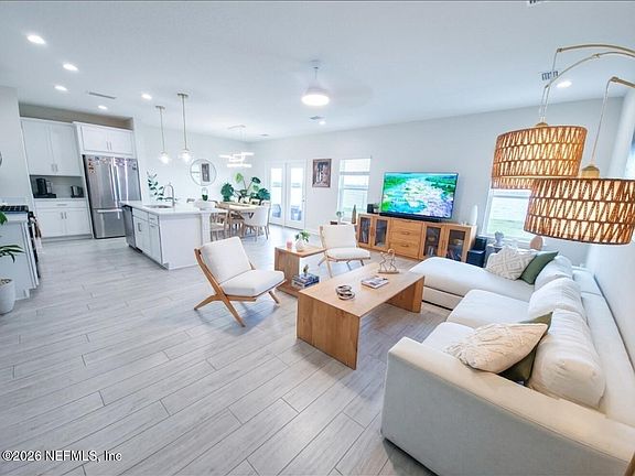 4th image of 13011 HOLSINGER Boulevard