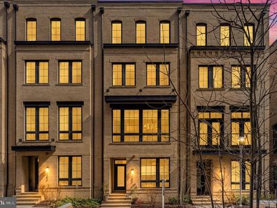 1878 Easterly Rd, Reston, VA, 20190