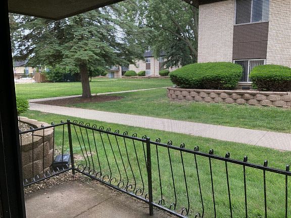 3rd image of 11117 S 84th Ave APT 1A