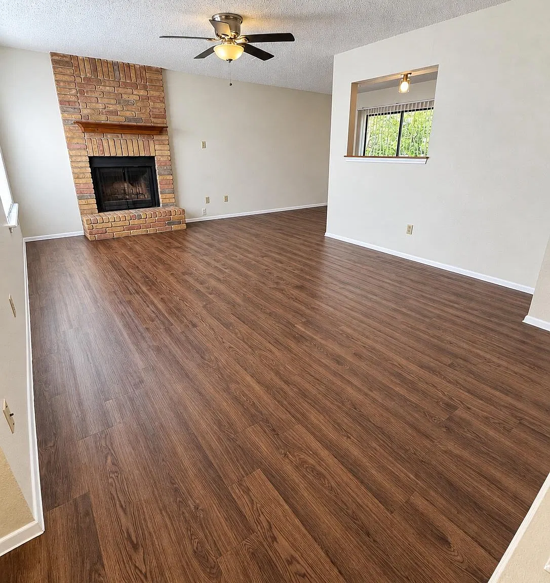 2 bed, 1.5 bath, 1067 sqft, $1,450 — Photo 2