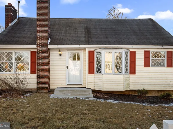 20 W Myrtle Ave, Feasterville Trevose, PA 19053