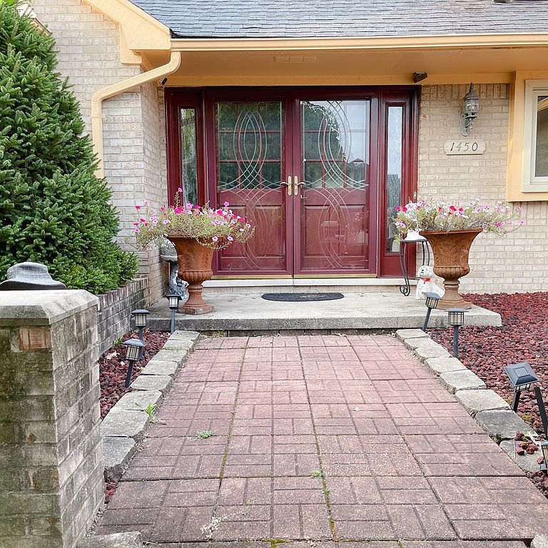 1450 Durand Dr - Property Image