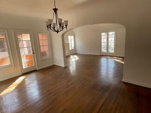 4th image of 4308 8th Ave #1/2
