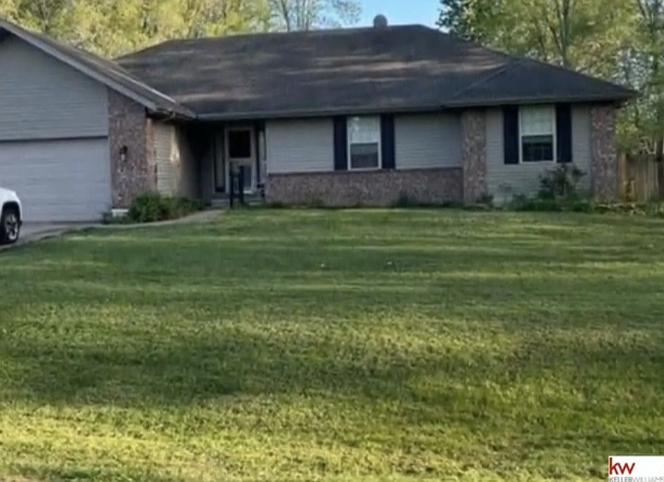 1st image of 108 Maple St