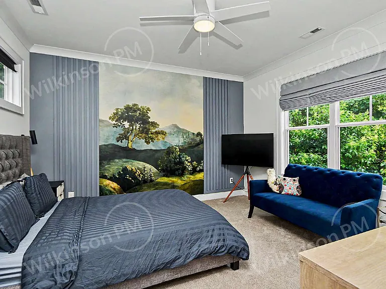 221 Gardner Ave — Photo 38