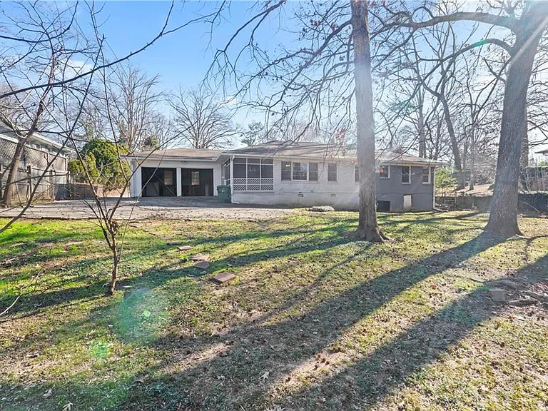 1415 Pollard Dr SW — Photo 18