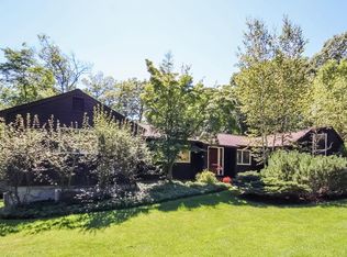 385 Barrack Hill Rd, Ridgefield, CT 06877