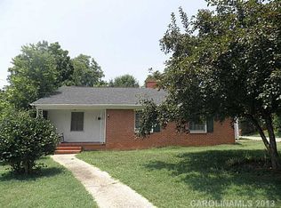 511 E Hoke St, Lincolnton, NC 28092