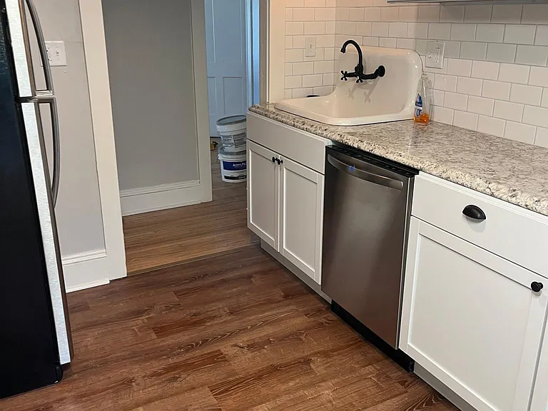 166 Linden St #2 — Photo 10