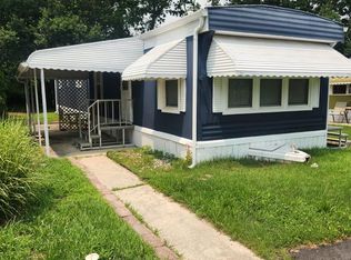 107 Nevada Ave, Williamstown, NJ 08094