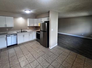 1909 33rd Ave APT 4, Longview, WA 98632