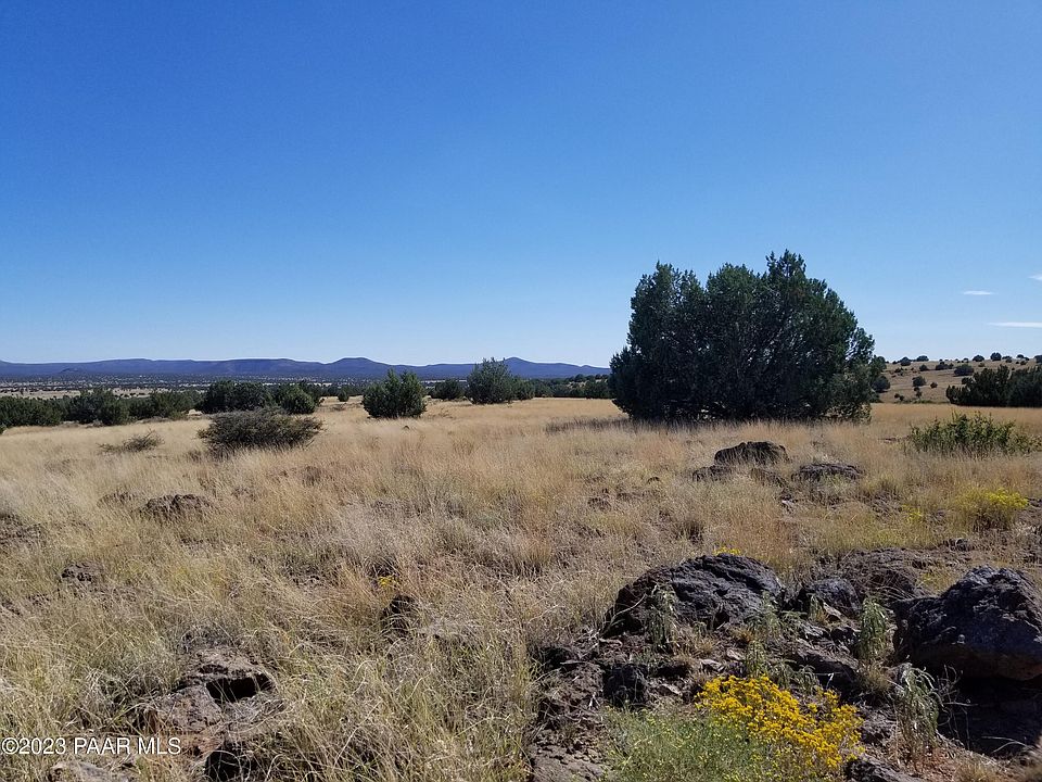 1st image of LOT 90 W Volcano Trl