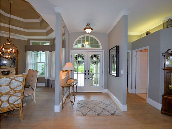 4th image of 10515 Curry Palm Ln #E