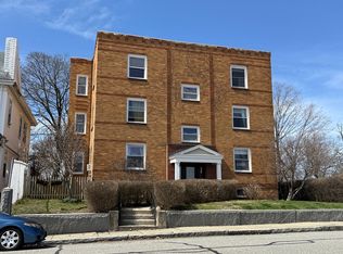 Hilltop Manor Condominiums, Worcester, MA 01609