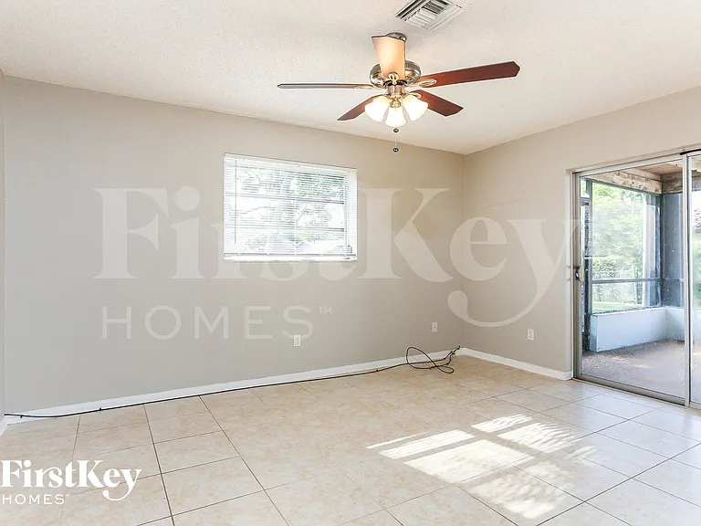 540 NW 43rd Ave — Photo 8
