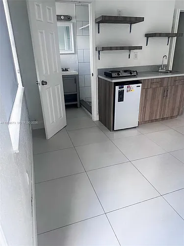 1265 SW 6th St Photo 1