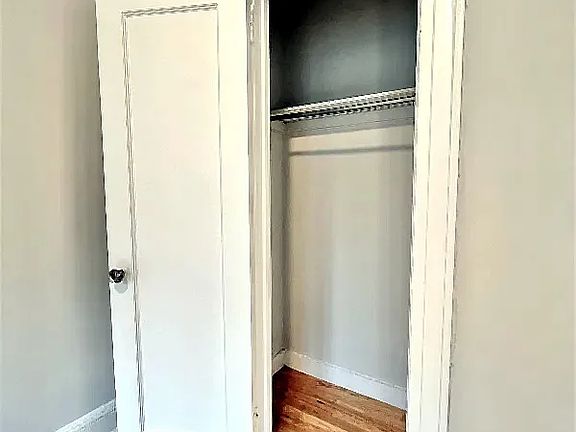 4th image of 30-90 33rd St #2